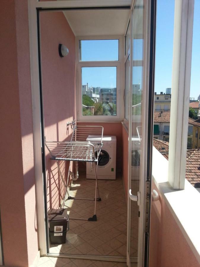 Vista Mare Apartment Rimini Exterior photo